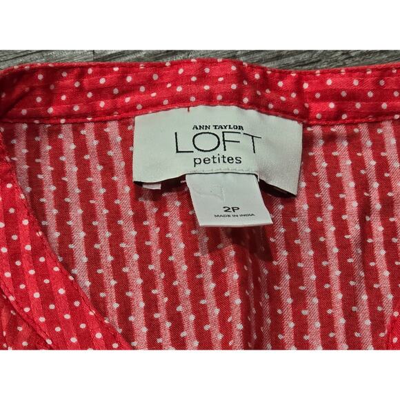 Ann Taylor Loft Red & White Polka Dot Short Sleeve Blouse V Cut & Side Zip - Picture 4 of 9